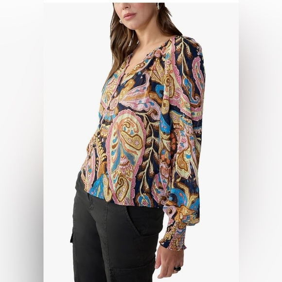 Sanctuary Relaxed Button Blouse Paisley Print Women's Top
Size: S - Picture 3 of 17